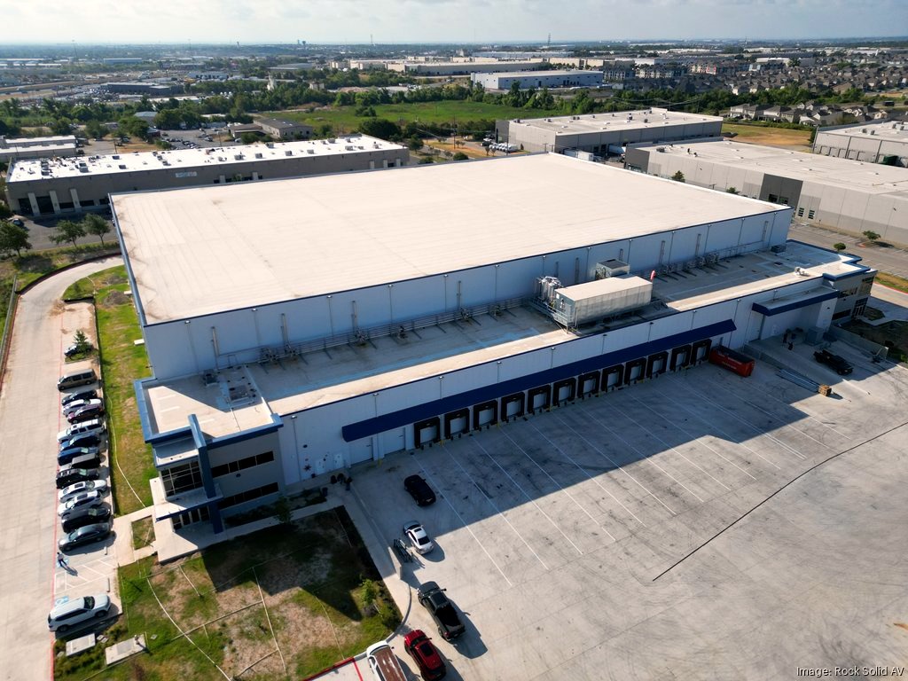 Triple Temp Cold Storage cold-storage warehouse, aerial view